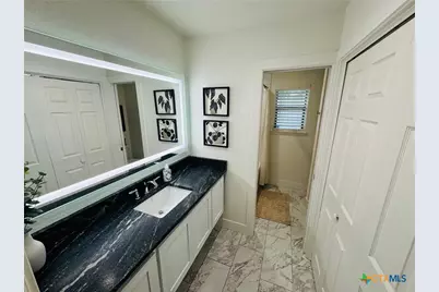 1234 Bluff Creek Circle, New Braunfels, TX 78130 - Photo 8