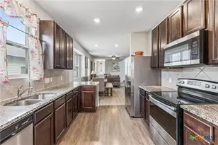 9314 Graze Br, San Antonio, TX 78211 - Photo 14