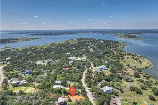 1919 Lakeshore Dr, Canyon Lake, TX 78133 - Photo 1