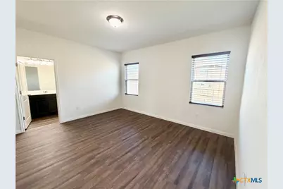 360 Bell Rings Drive, Jarrell, TX 76537 - Photo 6