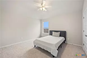 408 Black Opal Dr, Jarrell, TX 76537 - Photo 10