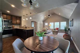 1071 Skyline Dr, Canyon Lake, TX 78133 - Photo 6