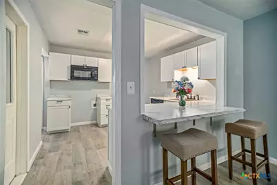 1610 E Rosebud Avenue, Victoria, TX 77901 - Photo 6