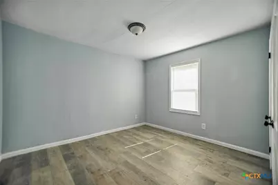 1610 E Rosebud Avenue, Victoria, TX 77901 - Photo 14