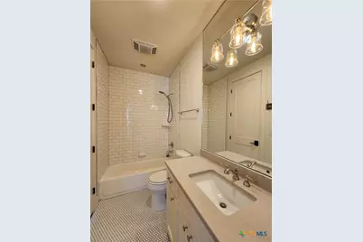 1158 Hauptstrasse, New Braunfels, TX 78130 - Photo 22