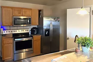 210 Janelle Dr, Copperas Cove, TX 76522 - Photo 2