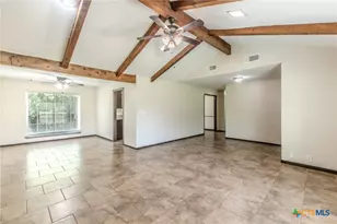 7273 Woodlake Cir, Belton, TX 76513 - Photo 4