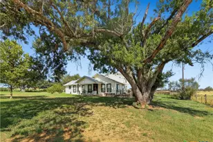 2520 Co Rd 232, Gonzales, TX 78629 - Photo 1