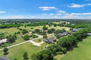 101 Brown Dr, Eddy, TX 76524 - Photo 38