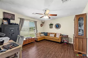 101 Brown Dr, Eddy, TX 76524 - Photo 8