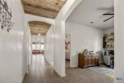 753 Willowbrook, New Braunfels, TX 78130 - Photo 2