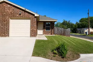 1204 N 18th St, Killeen, TX 76541 - Photo 1