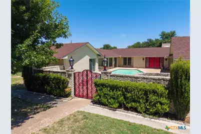 107 E Woodlawn Drive, Harker Heights, TX 76548 - Photo 2