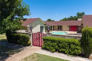107 E Woodlawn Dr, Harker Heights, TX 76548 - Photo 2