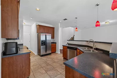 315 Big Hawk, New Braunfels, TX 78130 - Photo 10