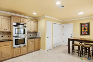 10900 Crown Colony Dr, Austin, TX 78747 - Photo 22