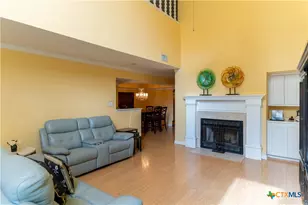 10900 Crown Colony Dr, Austin, TX 78747 - Photo 4