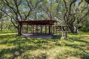 788 Goliad N, Goliad, TX 77963 - Photo 16