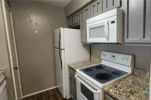 1202 Thorpe Ln, San Marcos, TX 78666 - Photo 1