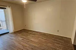 1202 Thorpe Ln, San Marcos, TX 78666 - Photo 4
