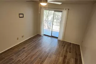 1202 Thorpe Ln, San Marcos, TX 78666 - Photo 8