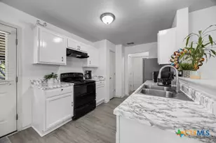 8710 Davis Oaks Trail, Austin, TX 78748 - Photo 6