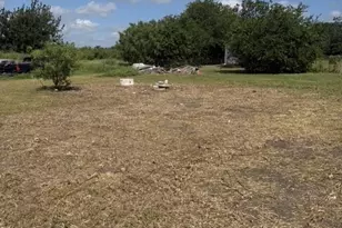 352 Stagecoach Hill Dr, Seguin, TX 78155 - Photo 1