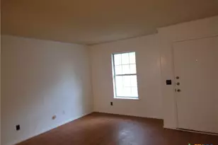 505 Buttercup, New Braunfels, TX 78130 - Photo 6