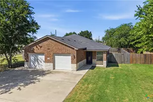 112 E Truman Ave, Copperas Cove, TX 76522 - Photo 4