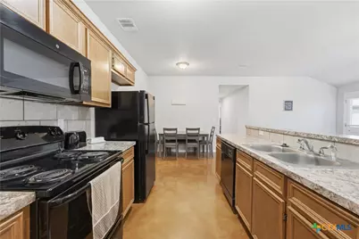 112 E Truman Avenue, Copperas Cove, TX 76522 - Photo 32