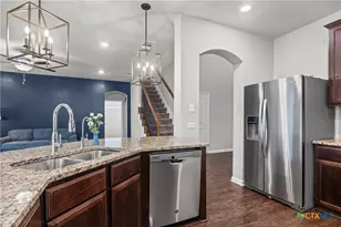 811 S Clanton Cove, Killeen, TX 76542 - Photo 8