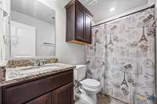 811 S Clanton Cove, Killeen, TX 76542 - Photo 22