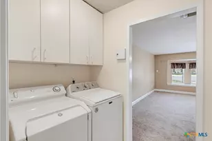 306 Southwick Cir, Seguin, TX 78155 - Photo 14