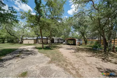 150 Lakeview Drive, Del Valle, TX 78617 - Photo 26