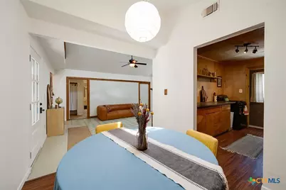150 Lakeview Drive, Del Valle, TX 78617 - Photo 6