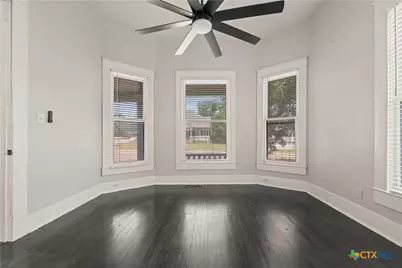 803 N 3rd Street, Temple, TX 76501 - Photo 12