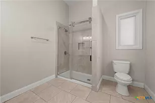 803 N 3rd St, Temple, TX 76501 - Photo 16