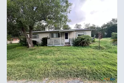 509 Pershing Street, Luling, TX 78648 - Photo 1