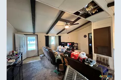 509 Pershing Street, Luling, TX 78648 - Photo 6