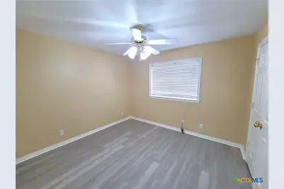 206 Belmoor Lane, Victoria, TX 77904 - Photo 8