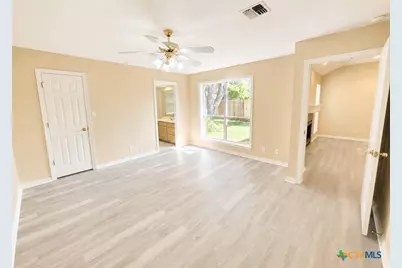 206 Belmoor Lane, Victoria, TX 77904 - Photo 10