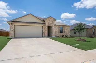 7108 N Guadalupe Rd, China Spring, TX 76633 - Photo 2