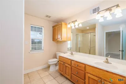 1506 Harwood Road, Luling, TX 78648 - Photo 14