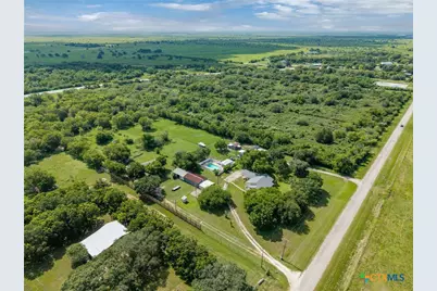 511 County Road 431, Lolita, TX 77971 - Photo 32