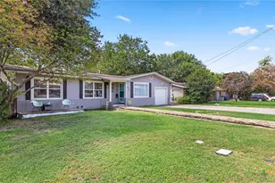623 Southeast Terrace, New Braunfels, TX 78130 - Photo 2