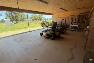 5205 S Fm 486, Thorndale, TX 76577 - Photo 36