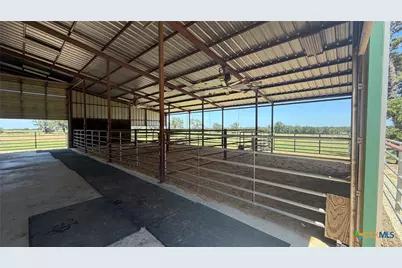 5205 S Fm 486, Thorndale, TX 76577 - Photo 38