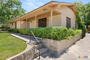 303 E 20th Ave, Belton, TX 76513 - Photo 4