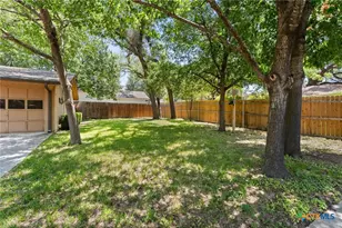 303 E 20th Ave, Belton, TX 76513 - Photo 34