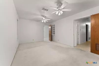 303 E 20th Avenue, Belton, TX 76513 - Photo 20